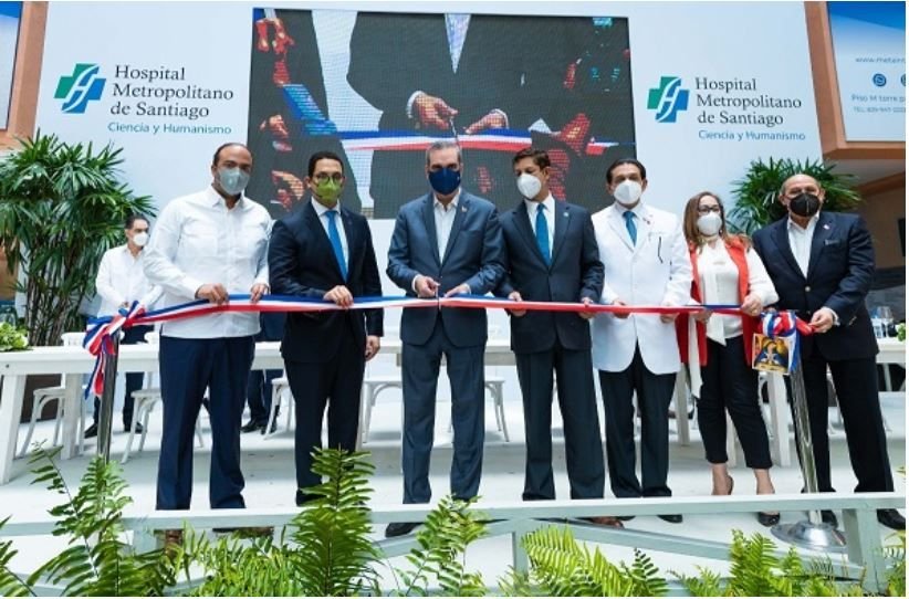 Luis Abinader destaca avances Hospital Metropolitano de Santiago