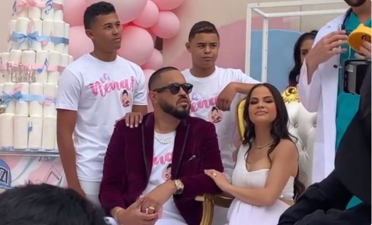 ¡ES UNA NIÑA! Natti y Raphy se convertirán en padres de una niña 2 ¡ES UNA NIÑA! Natti y Raphy se convertirán en padres de una niña