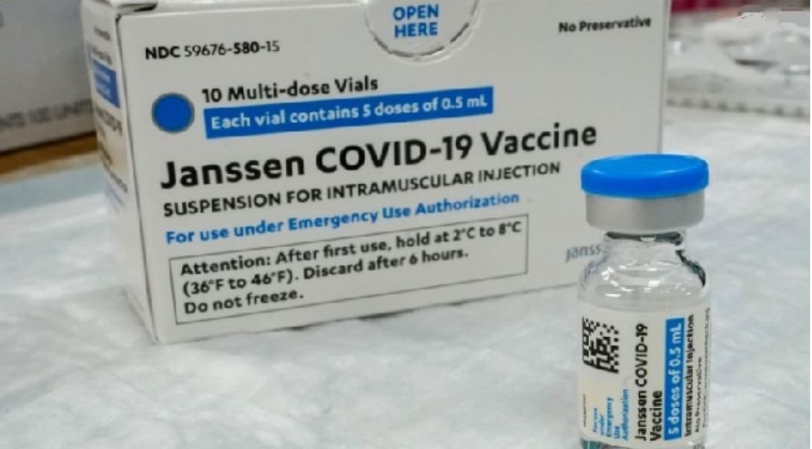 Estados Unidos autoriza reanudar «de inmediato» la vacunación con J&J