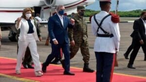 Luis Abinader asistirá el lunes a toma posesión nuevo presidente de Ecuador