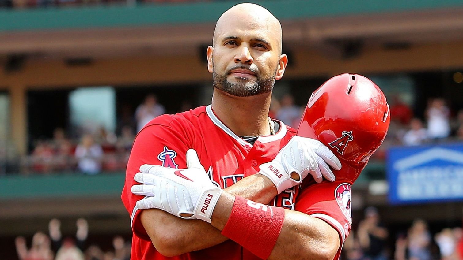 Dominicano Albert Pujols acuerda con los Dodgers de los Angeles en las GL