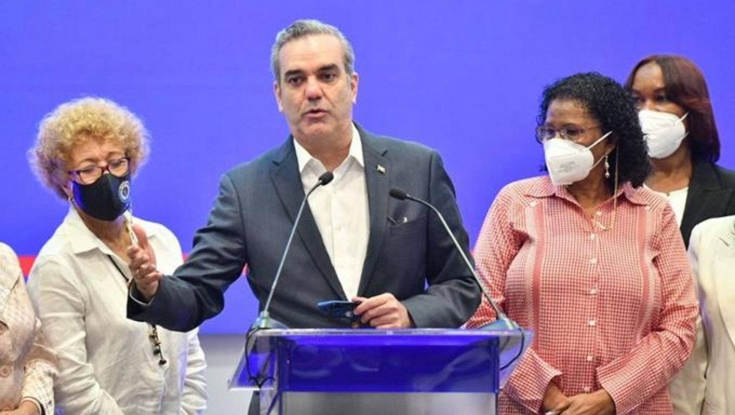 Presidente Abinader: «Uno de mis objetivos es aumentar el salario de los trabajadores» 2 Presidente Abinader: «Uno de mis objetivos es aumentar el salario de los trabajadores»