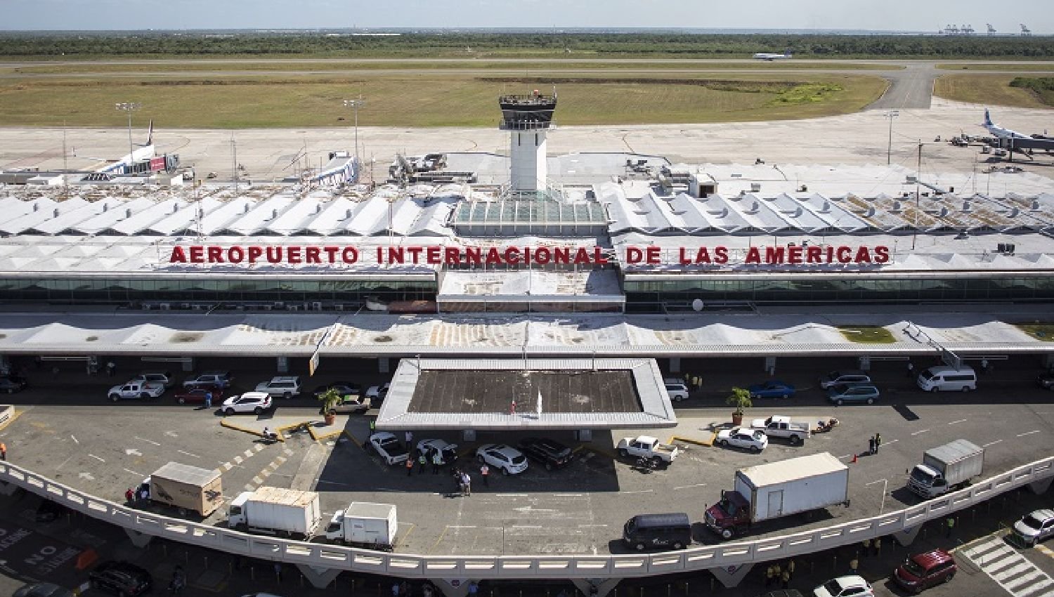 Autoridades confirman fue un sabotaje planificado apagón en pista del AILA 2 Autoridades confirman fue un sabotaje planificado apagón en pista del AILA