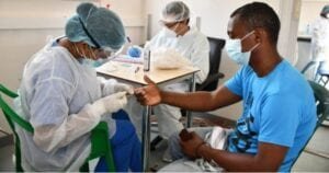 Salud Pública notifica 389 nuevos contagios covid-19 y cinco muertes