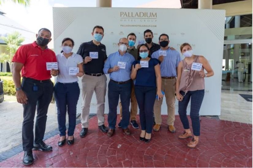 Hotel Palladium vacuna a todos sus empleados en República Dominicana