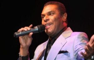 “Al bolero hay ponerle mucho filin”, dice “El Canario” sobre su último disco