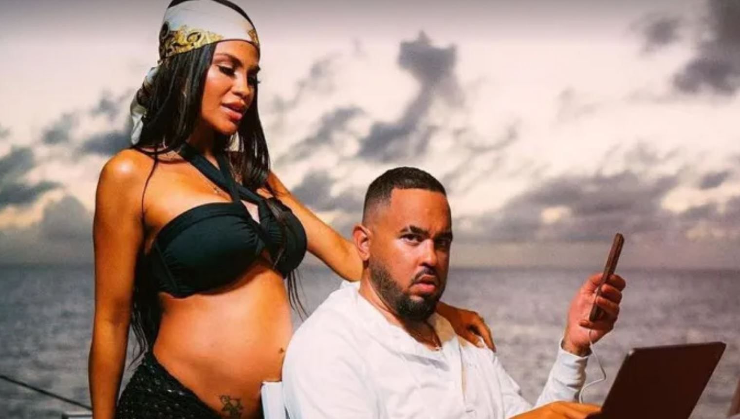 Natti Natasha revela el nombre que tendrá su hija