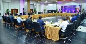 POLITICUSWEB: Corrupción vuelve a colocar al PLD contra las cuerdas