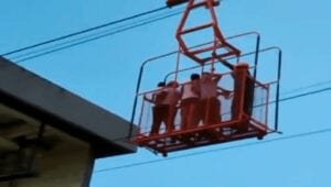 Rescatan a los primeros pasajeros del teleférico de Puerto Plata