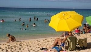 Expertos dicen que turismo se recuperará en el año 2022