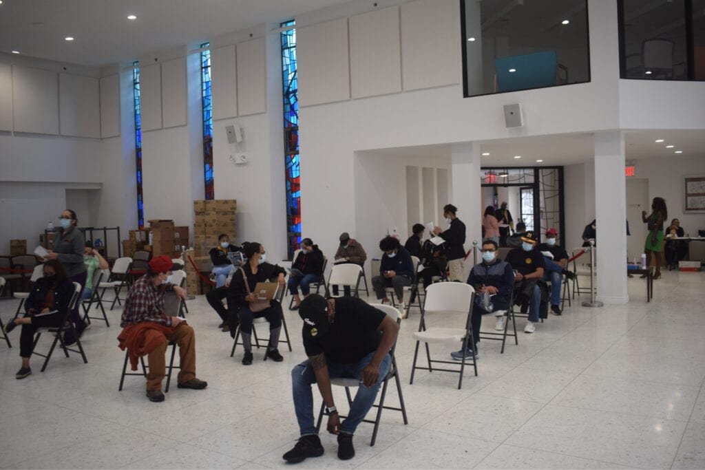 Vacunas NY 02 Oswald Feliz y asambleísta Rivera participan de jornada de vacunación