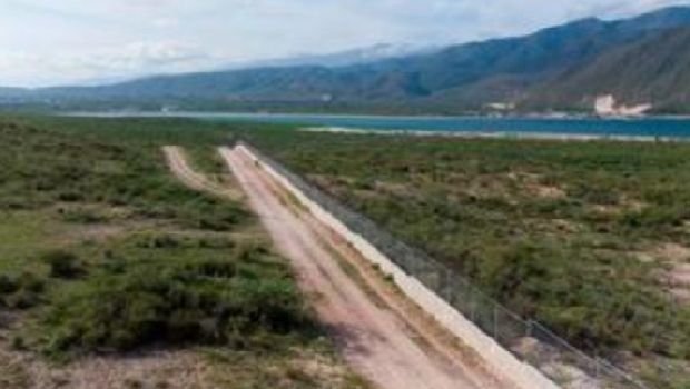 Verja 02 República Dominicana ya ha construido 23 km de verja en la frontera con Haití