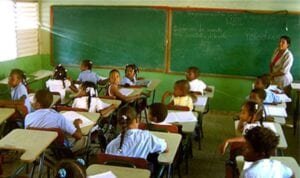 Gabinete de Salud da luz verde para reapertura total de escuelas RD