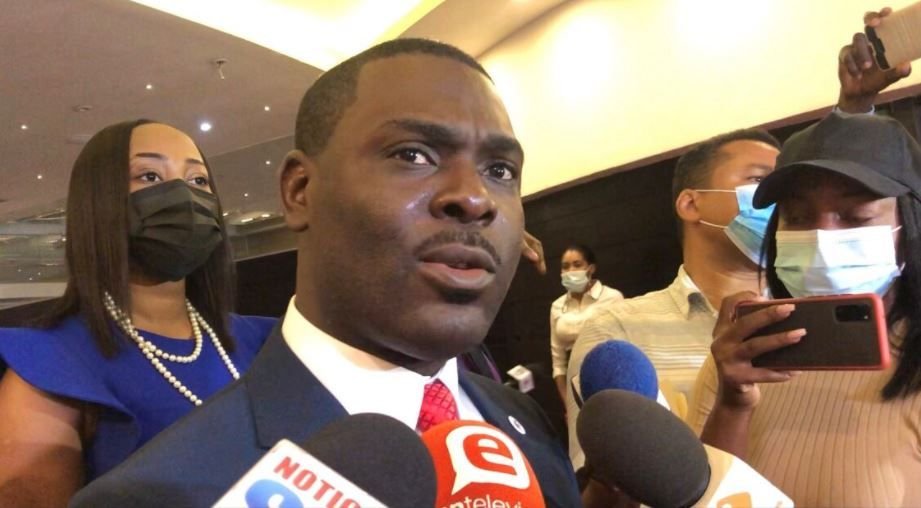 Maxo Joseph afirma RD no debe cargar con problemas de Haití