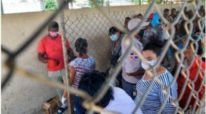 Prisiones permitirán visitas de familiares a reos desde el sábado