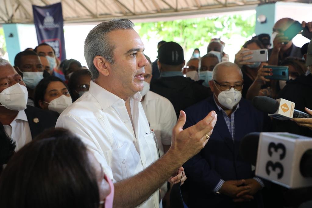 Presidente Abinader: Que no quede nadie sin vacunarse