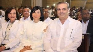 Luis Abinader llama a reflexionar y hacer honor al cuerpo y la sangre de Cristo