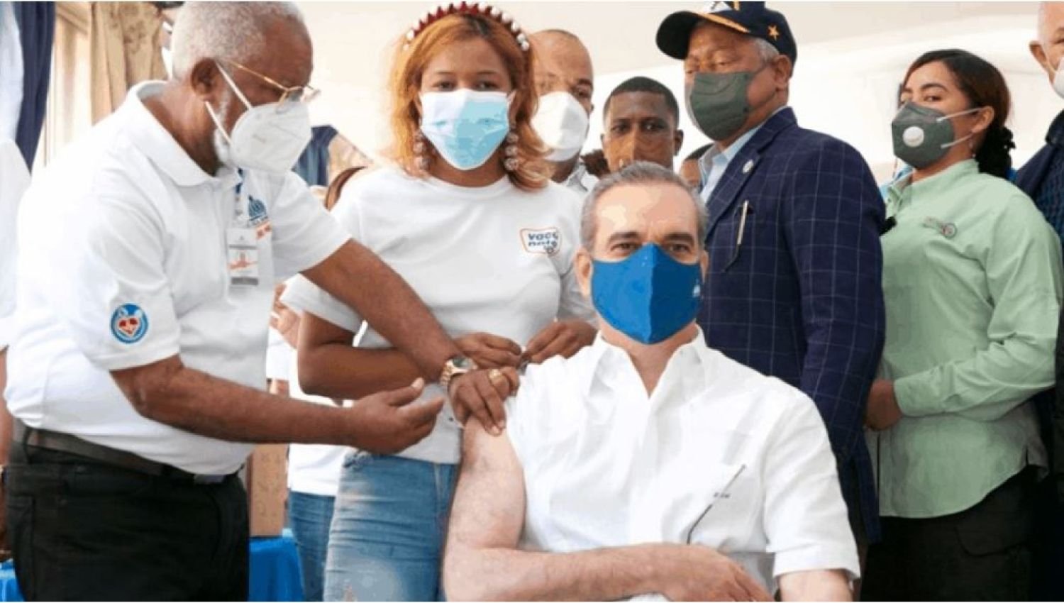 Luis Abinader dice que no vacunarse contra la covid «es un pecado»