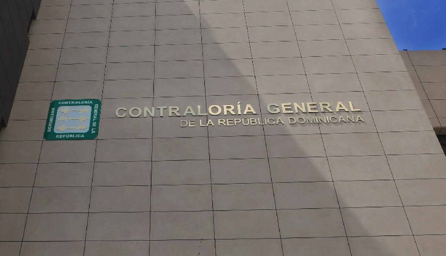 Dicen auditoría detectó nominillas y otras fallas en la Autoridad Portuaria