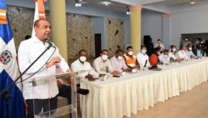 Gobierno invertirá RD$300 millones en carreteras y otras obras El Seibo