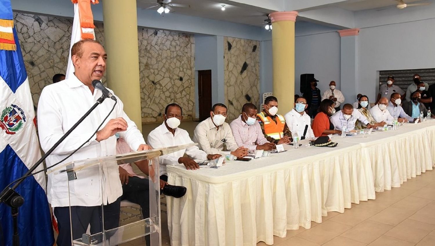 Gobierno invertirá RD$300 millones en carreteras y otras obras El Seibo