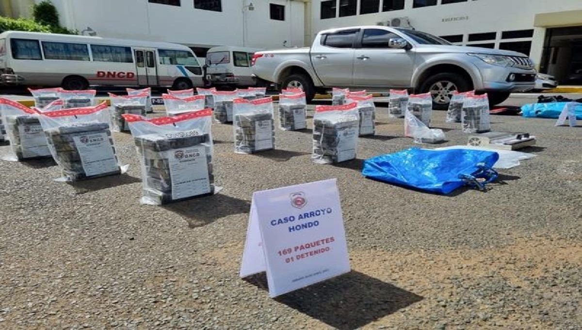 DNCD ocupa 169 paquetes de cocaína en Arroyo Hondo 2 DNCD ocupa 169 paquetes de cocaína en Arroyo Hondo