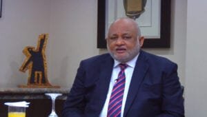 Minerd busca agilizar plan vacunación estudiantes