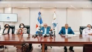 Minerd abre convocatoria a concurso para profesionales de la educación