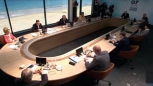 El G-7 donará más de mil millones de vacunas a naciones pobres del mundo