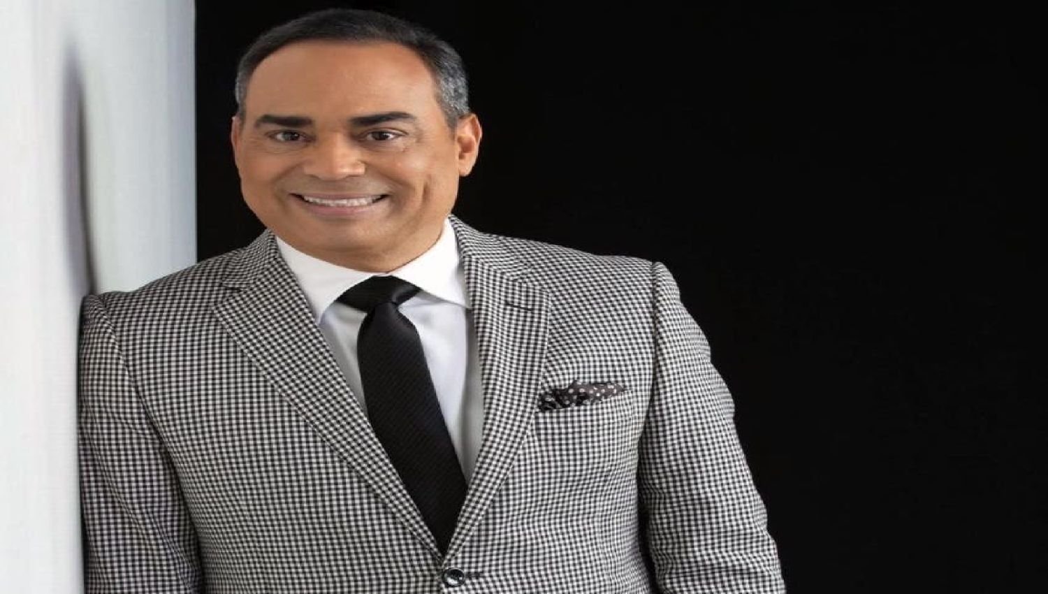 Gilberto Santa Rosa se presentará un concierto virtual para RD