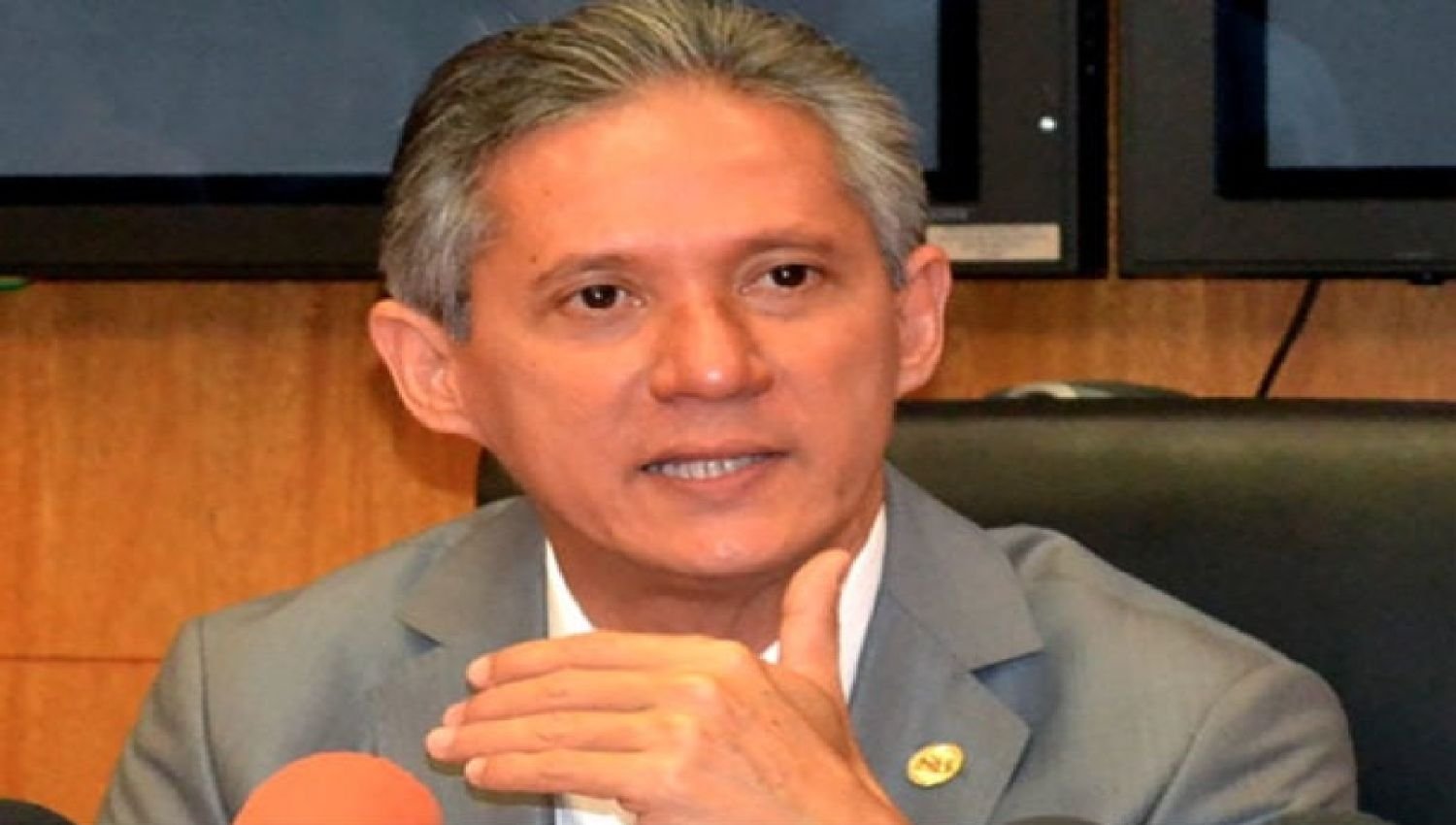 Haivanjoe Ng Cortiñas sugiere bajar ITBIS para favorecer vacunas covid