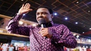 Muere el pastor nigeriano T. B. Joshua luego de participar en servicio religioso