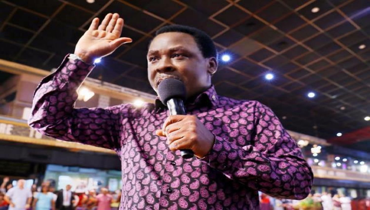 Muere el pastor nigeriano T. B. Joshua luego de participar en servicio religioso