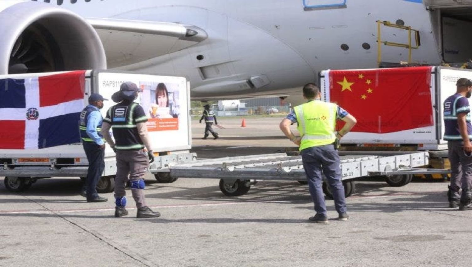 RD recibe otro lote de 1.5 millones de vacunas Sinovac