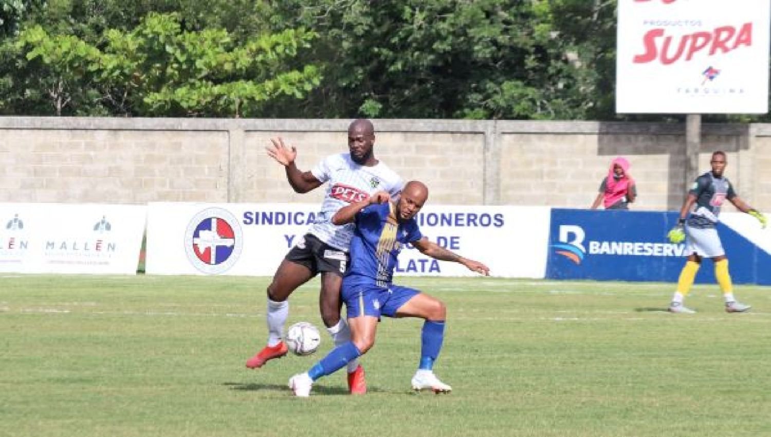 Luis Espinal marcó goles victoria de Moca sobre OyM en la LDF 2021