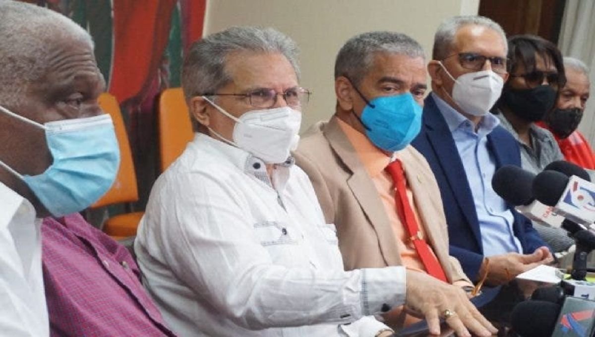 Médicos piden a Salud Pública actualizar número de fallecidos Covid