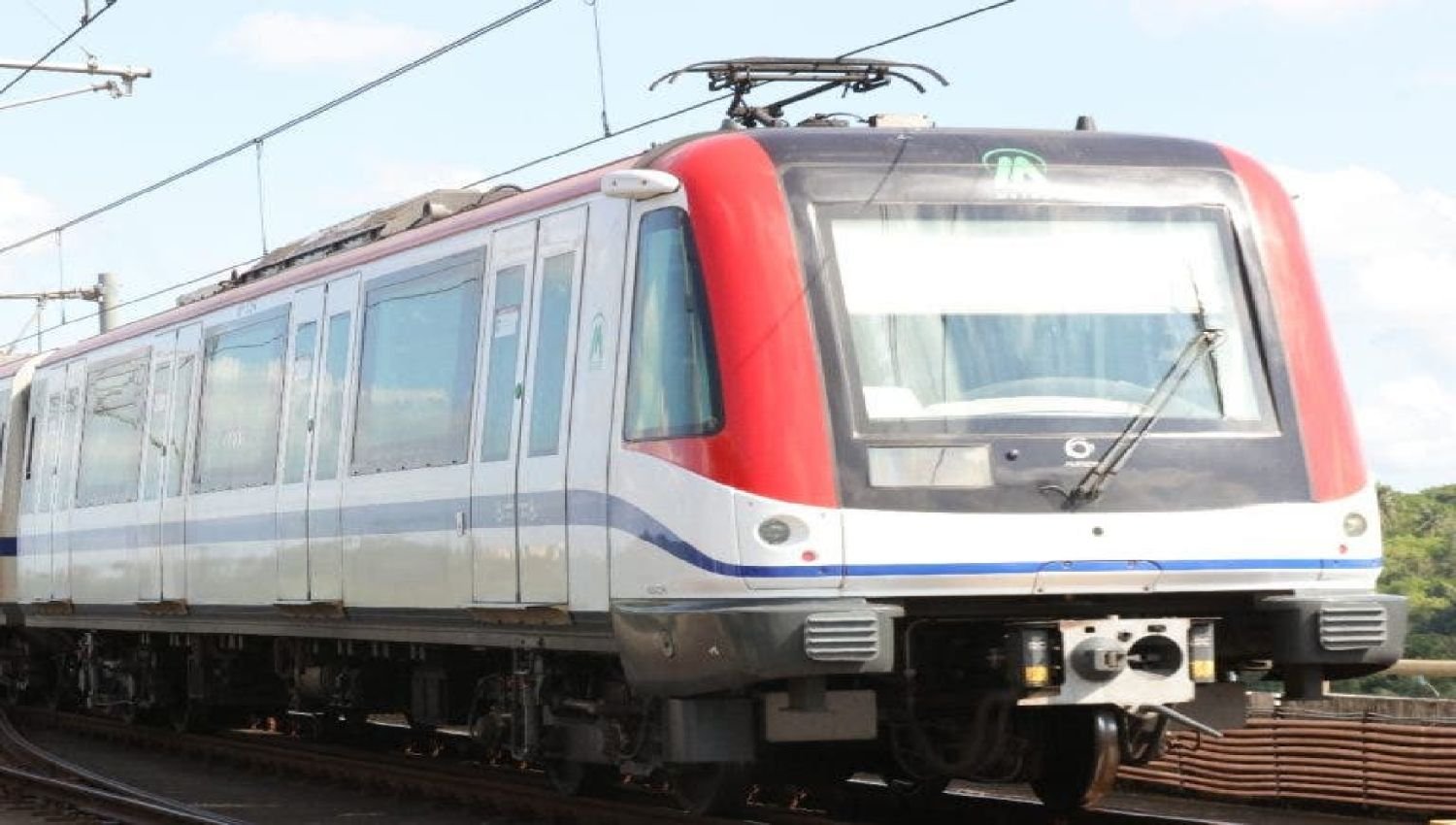 El Metro dará servicio hoy hasta las 5:00 P.M por nuevo toque de queda