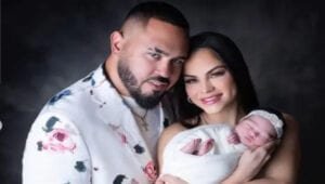 Vea la primera fotografía de Natti Natasha, su bebé y Raphy Pina