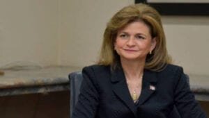 Vicepresidenta anuncia vienen hacia RD 1,500,000 mil vacunas contra Covid-19