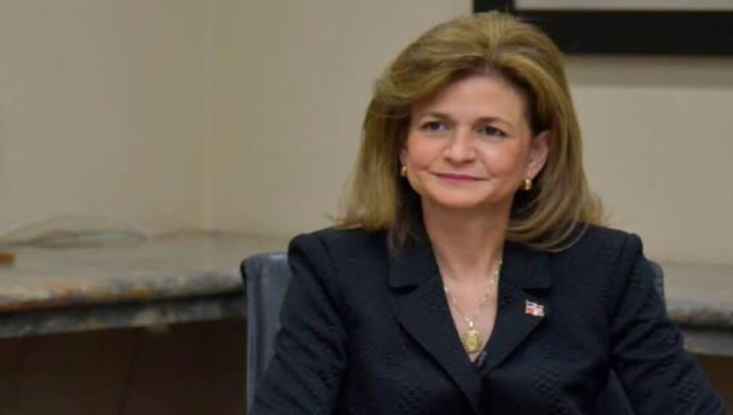 Vicepresidenta anuncia vienen hacia RD 1,500,000 mil vacunas contra Covid-19