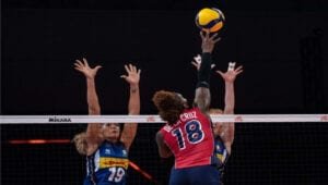 Reinas del Caribe derrotan 3-1 a Italia; se enfrentarán a China este domingo