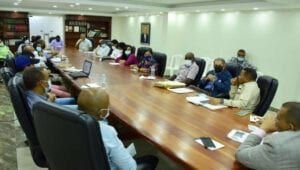 Alcaldía SDN multará a quien tire basura en la vía pública