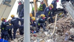 Sube a 86 número de víctimas por el derrumbe de edificio en Surfside