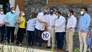 Presidente Abinader inaugura parque turístico La Confluencia