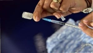 OMS desaconseja por ahora una tercera dosis de refuerzo contra la covid-19