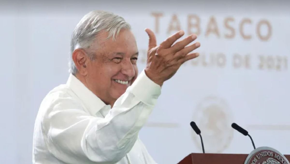 Obrador anuncia reforma que prioriza «interés público» en electricidad