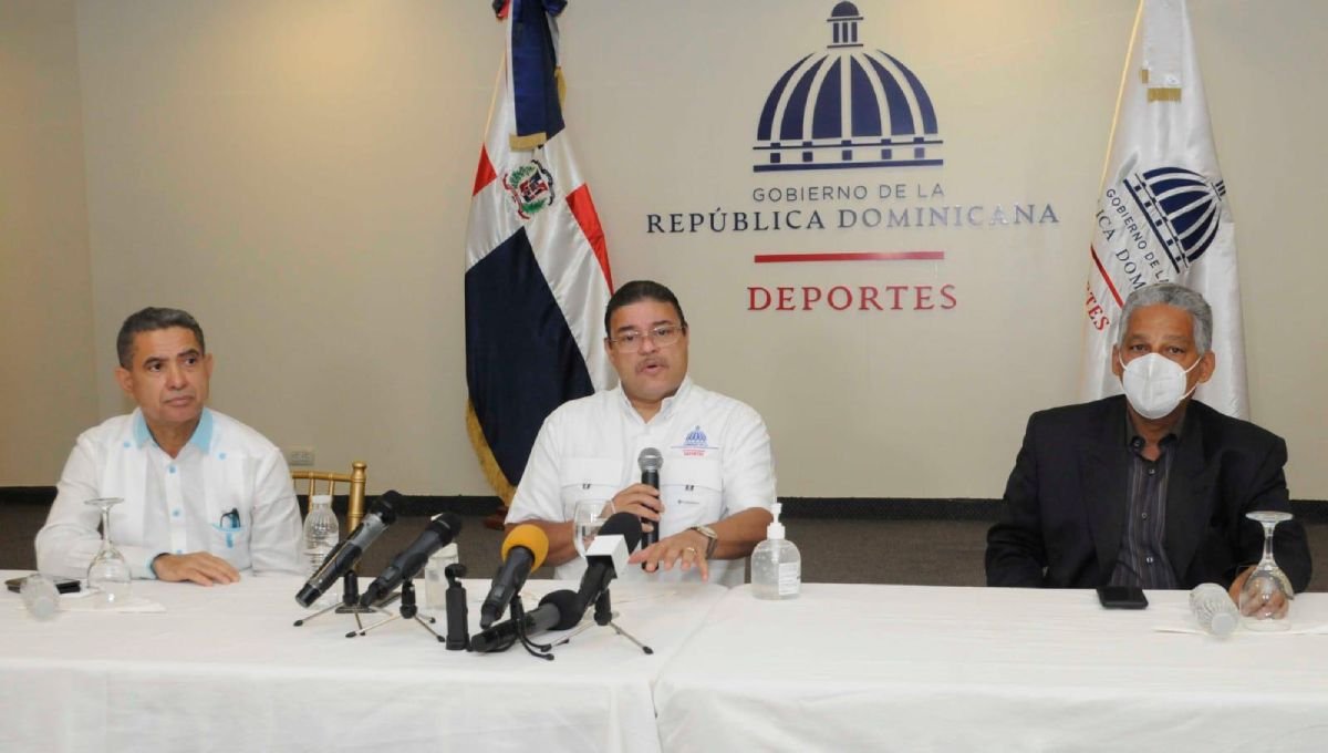 Camacho anuncia plan de deportes gratuitos durante las vacaciones