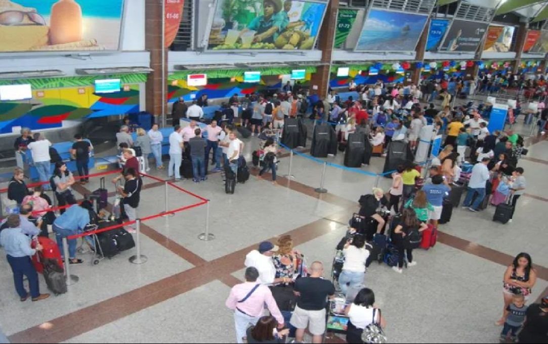 RD exigirá prueba negativa de covid a viajeros desde España