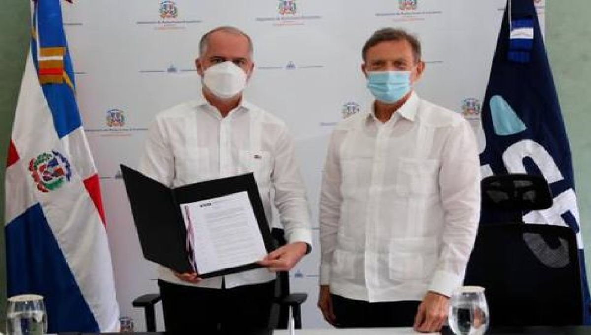 Venezolanos RD podrán abrir cuentas bancarias con pasaportes vencidos