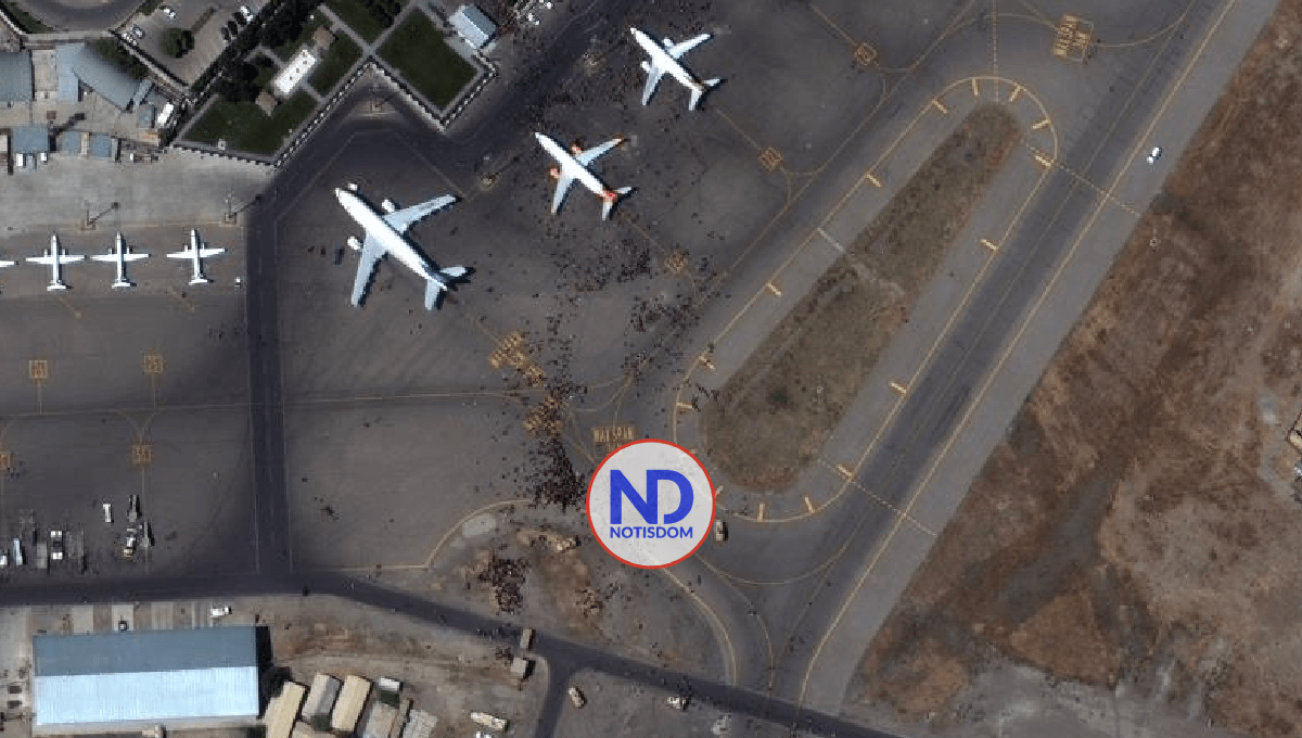 EEUU controla el aeropuerto de Kabul y los talibanes sus inmediaciones 2 EEUU controla el aeropuerto de Kabul y los talibanes sus inmediaciones